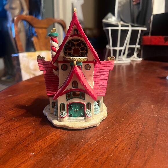 Hallmark The Claus Home 2014 Retro Christmas Cottage Mini Lights Up Ornament - Picture 2 of 8